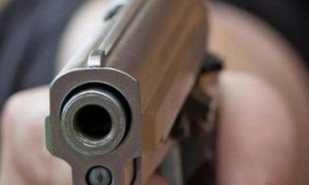 Σοκαριστικό έγκλημα στη Θεσσαλονίκη: Πατέρας πυροβόλησε έξι φορές και σκότωσε τον γιο του!